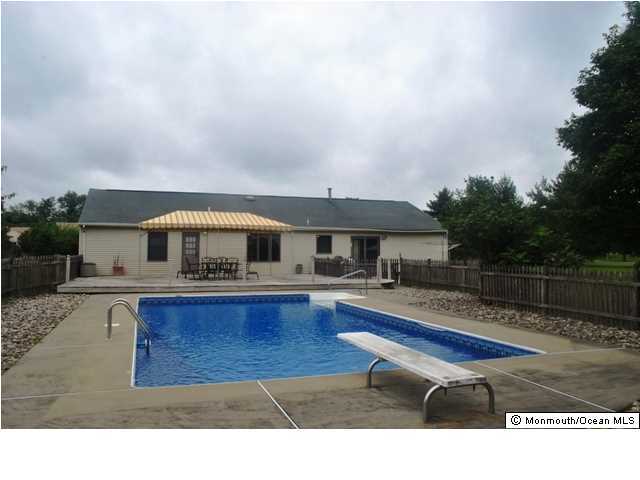 18 Patterson Drive Freehold, NJ 07728 - Photo 15 of 19 Additional Photo