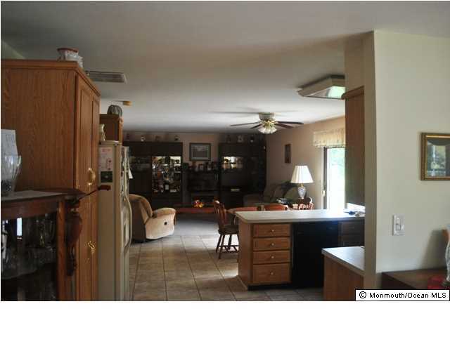 18 Patterson Drive Freehold, NJ 07728 - Photo 5 of 19 Additional Photo