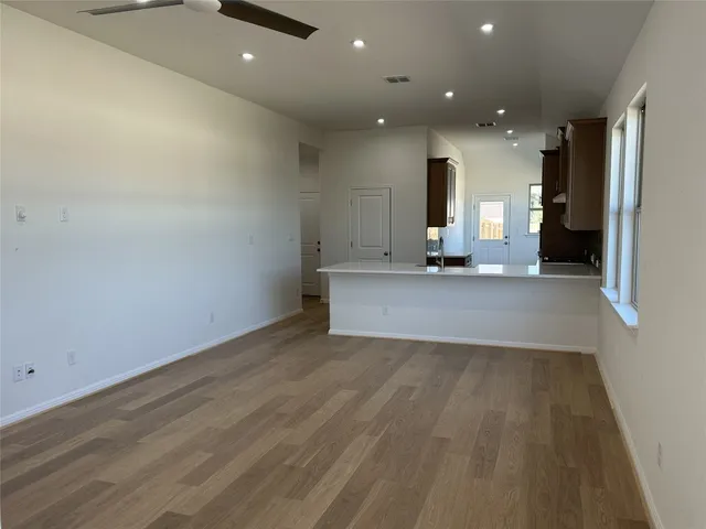 $309,999 | 717 Treadwell Lane, Kyle, TX 78640