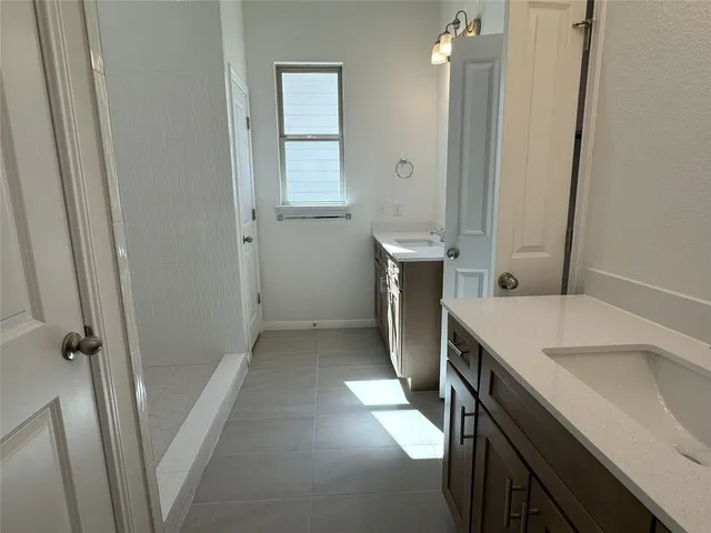 $309,999 | 717 Treadwell Lane, Kyle, TX 78640