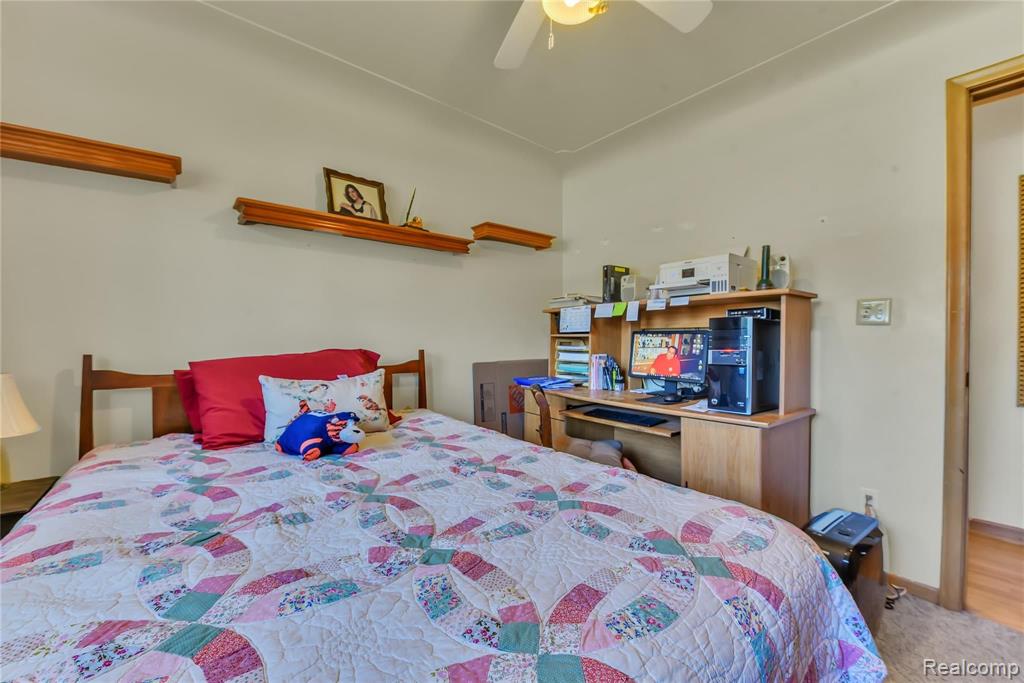 2073 Walton Boulevard Rochester Hills, MI 48309 - Photo 15 of 29