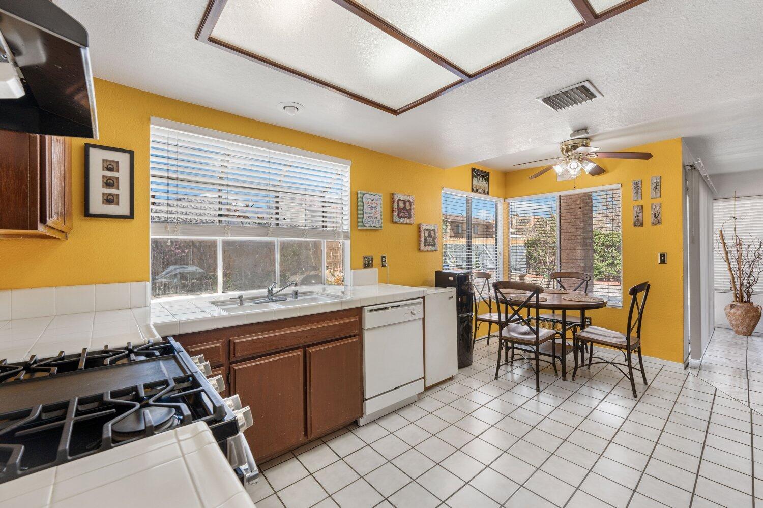 43663 Byron Drive Lancaster, CA 93535 - Photo 16 of 46 16-ByronDrive-f61c1b82be