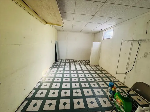 $295,000 | 7412 North Wayne Avenue, Kansas City, MO 64118