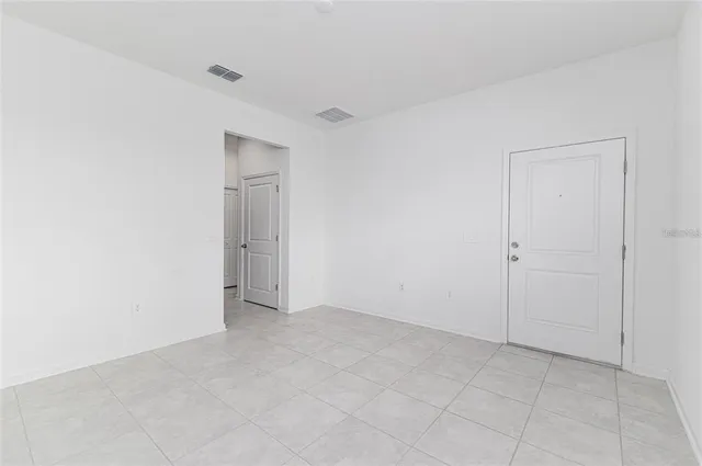 $1,050 | 1121 Deepwater Circle, Unit B, Eagle Lake, FL 33839