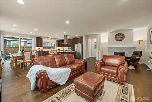 $805,000 | 18937 146th Street East, Bonney Lake, WA 98391