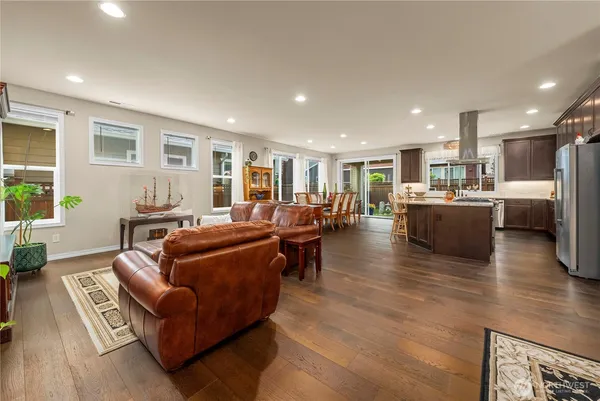 $805,000 | 18937 146th Street East, Bonney Lake, WA 98391