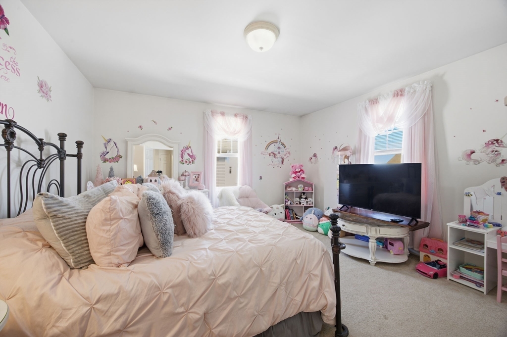 232 Reeves Street Fall River, MA 02721 - Photo 8 of 21