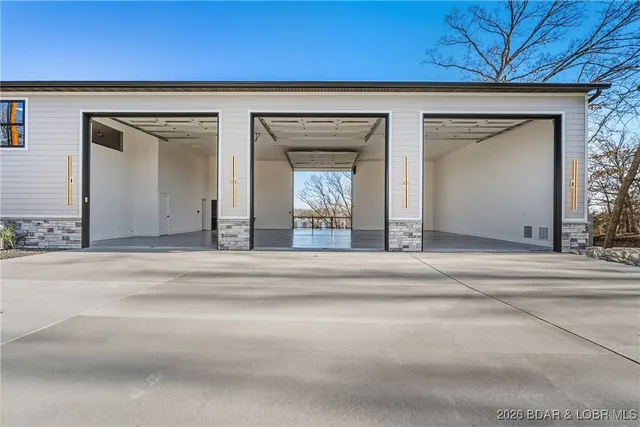 $3,750,000 | 1356 Duckhead Road, Lake Ozark, MO 65049