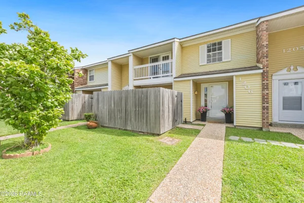 $108,000 | 200 Lodge Drive, Unit 1206, Lafayette, LA 70506