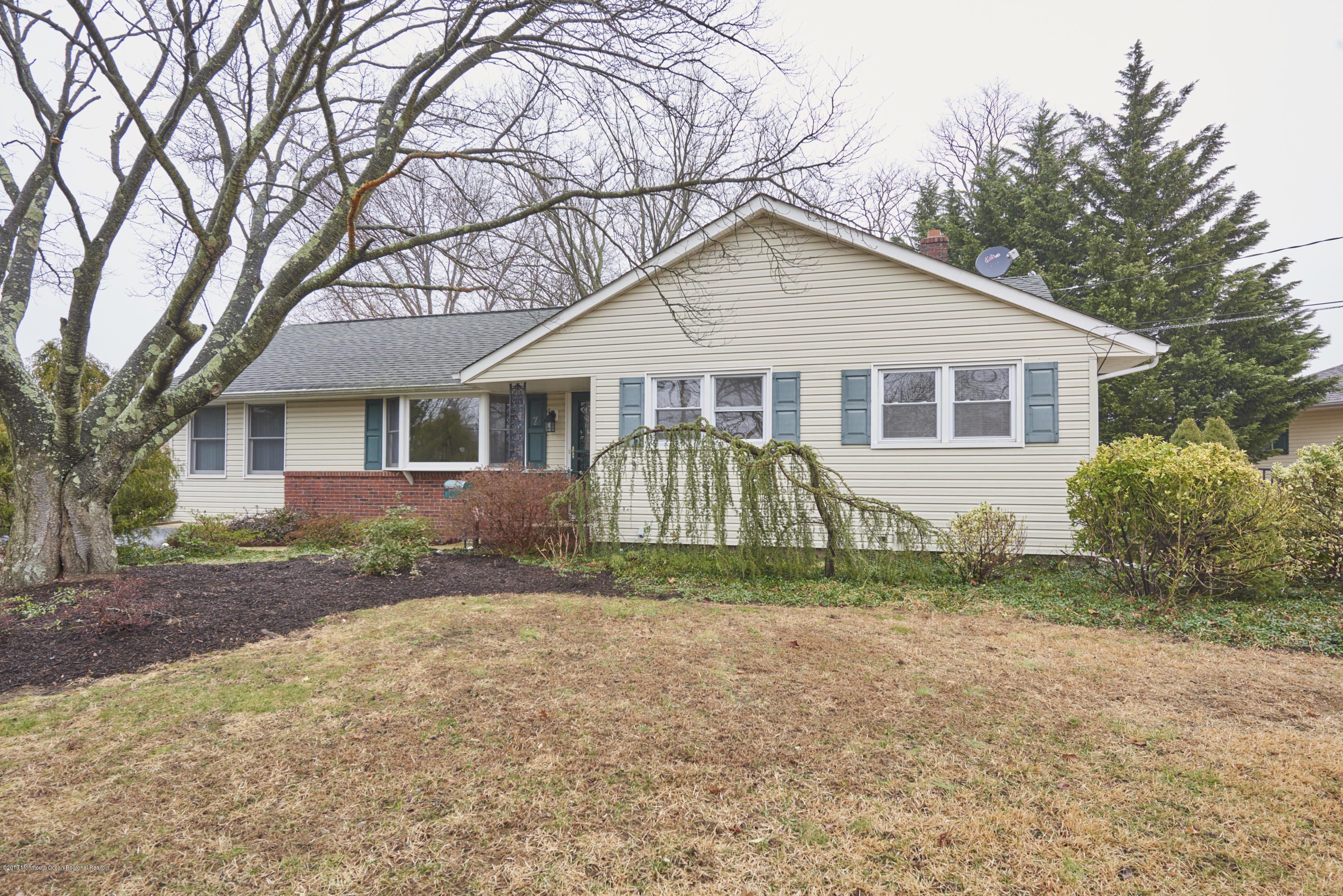7 Lone Oak Road Middletown, NJ 07748 - Photo 3 of 26 BAP_5207
