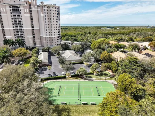 $3,800 | 1001 Arbor Lake Drive, Unit 606, Naples, FL 34110