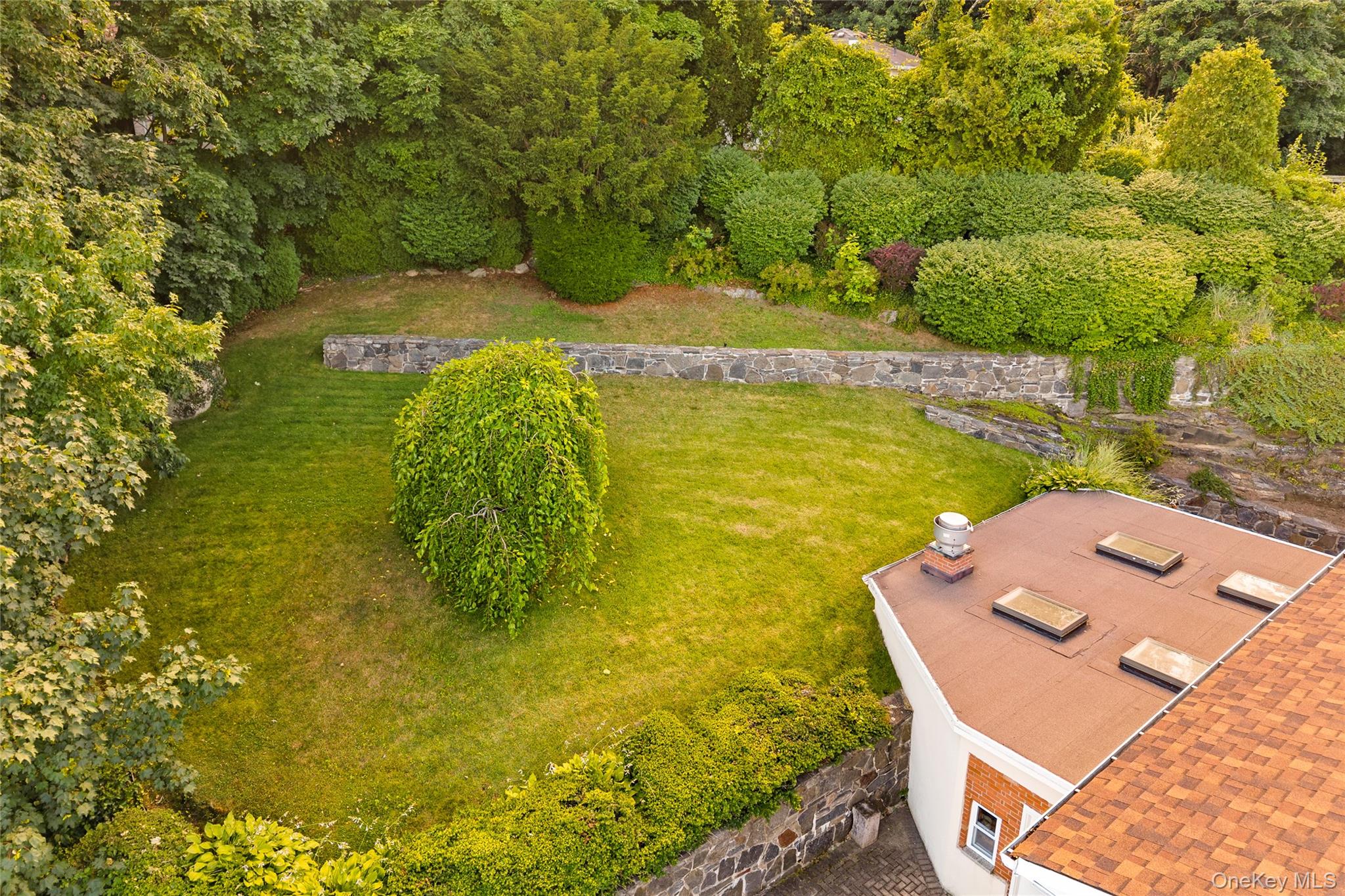 81 Avondale Road Yonkers, NY 10710 - Photo 47 of 48