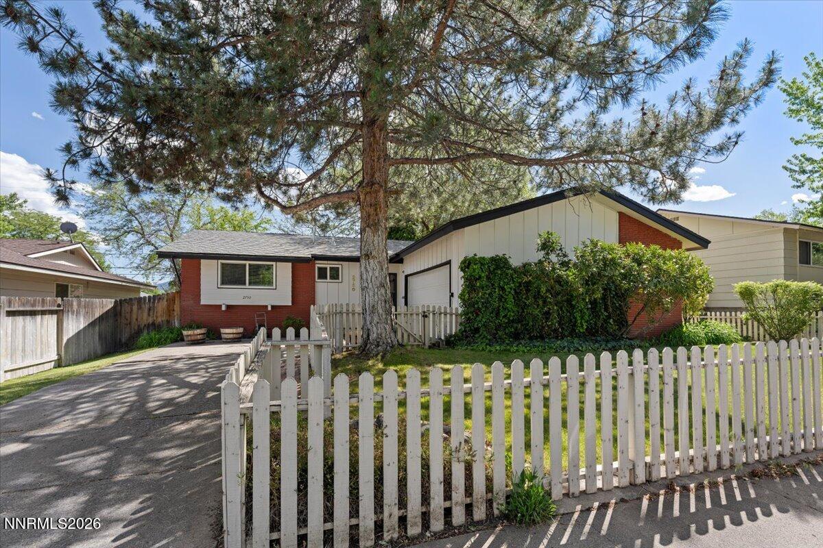 2750 Gellert Drive Reno, NV 89503 - Photo 2 of 31 02-2750 Gellert Drive Reno NV 89503 (2 o