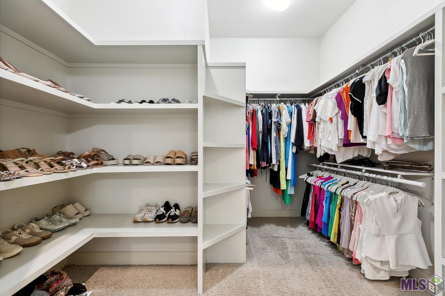 3005 Rue D Orleans Baton Rouge, LA 70810 - Photo 13 of 23 Primary closet