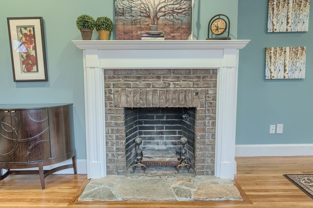 152 Prospect Street Wakefield, MA 01880 - Photo 5 of 29 Gallery Image 5