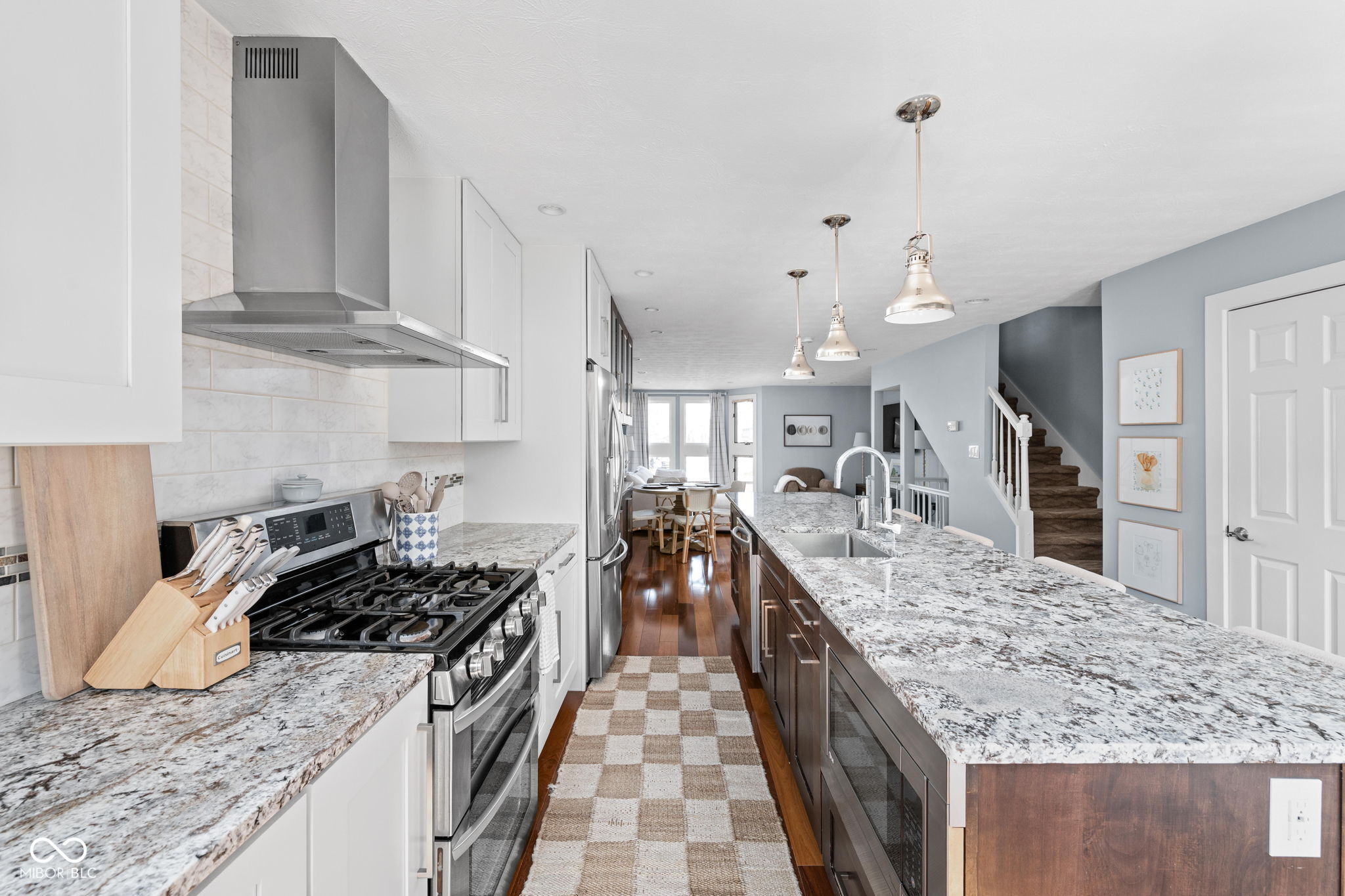 548 Lockerbie Circle North Indianapolis, IN 46202 - Photo 17 of 32