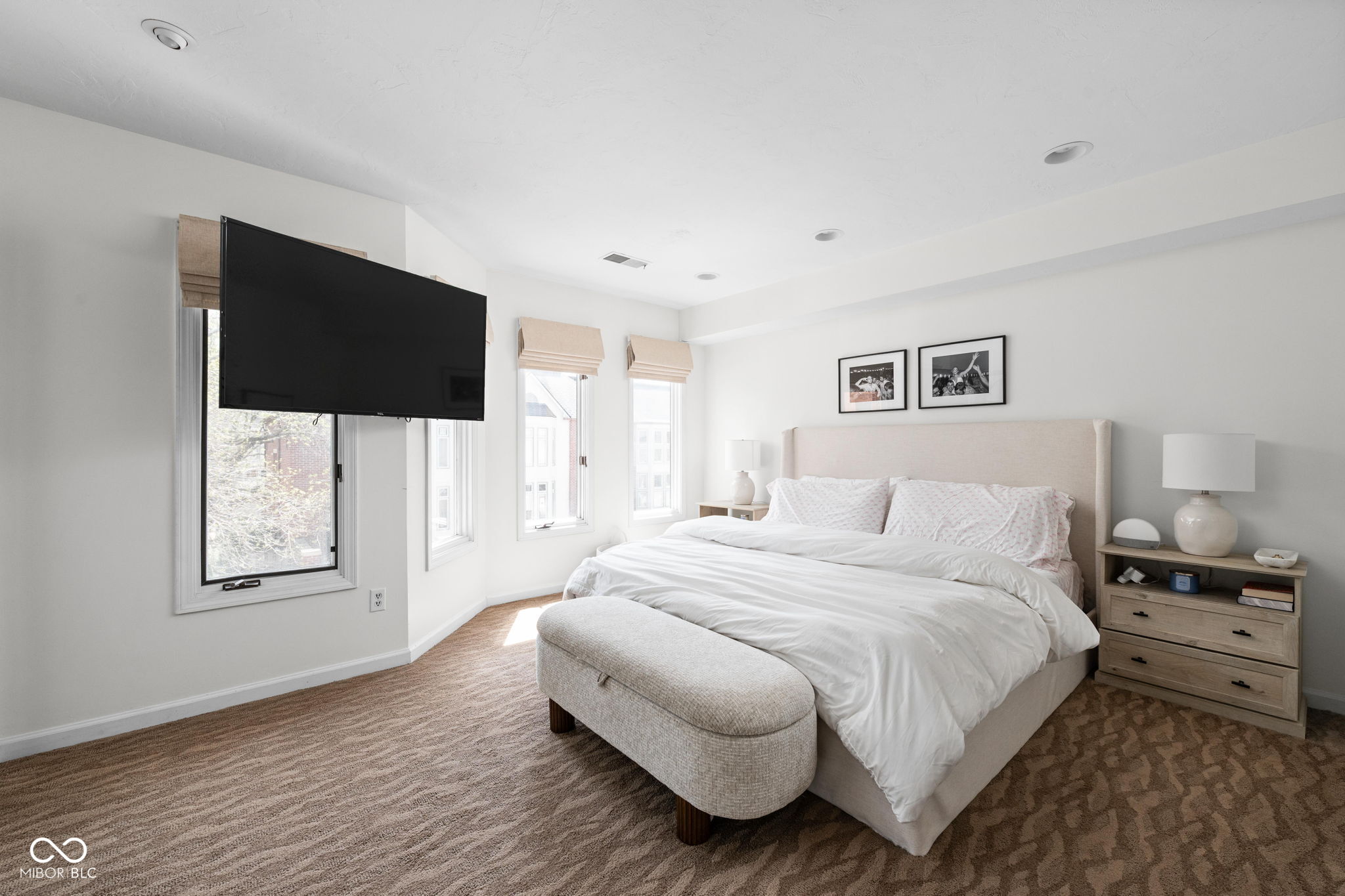 548 Lockerbie Circle North Indianapolis, IN 46202 - Photo 19 of 32