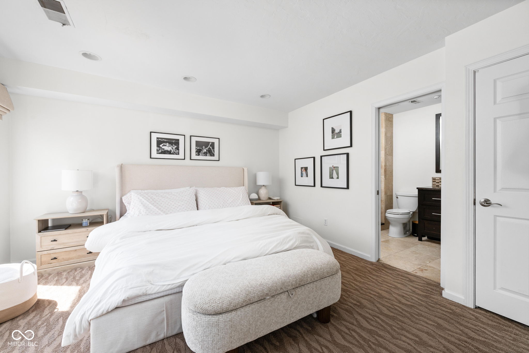 548 Lockerbie Circle North Indianapolis, IN 46202 - Photo 20 of 32