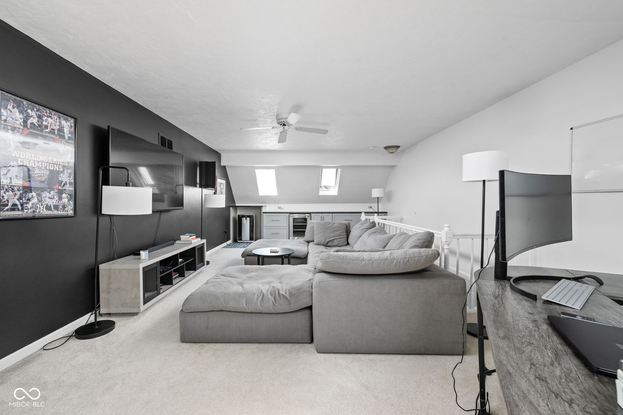 548 Lockerbie Circle North Indianapolis, IN 46202 - Photo 24 of 32