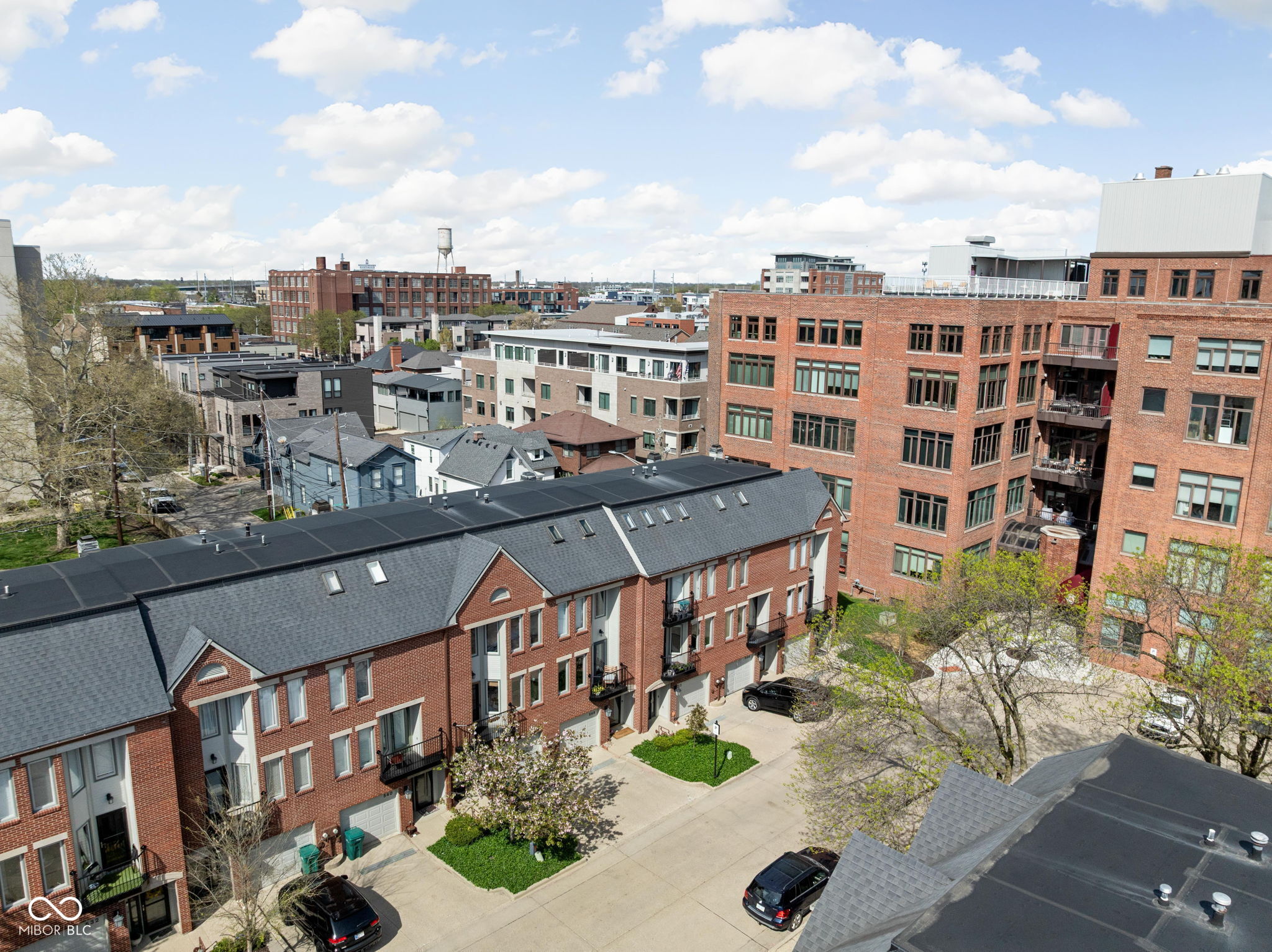 548 Lockerbie Circle North Indianapolis, IN 46202 - Photo 30 of 32