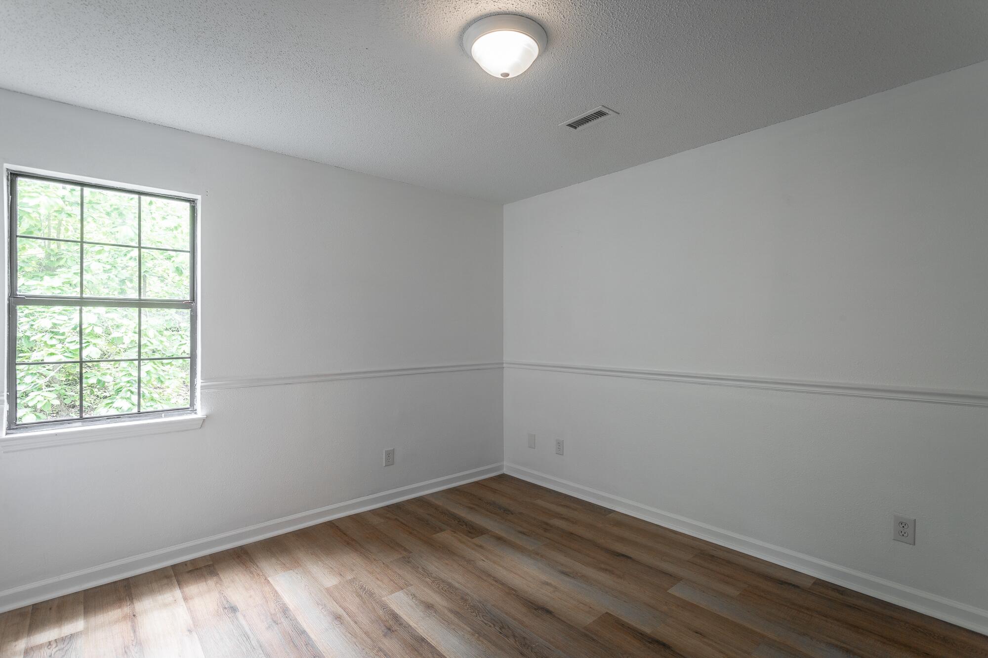 141 Larry Drive Ringgold, GA 30736 - Photo 25 of 28 Upstairs 3rd Bedroom