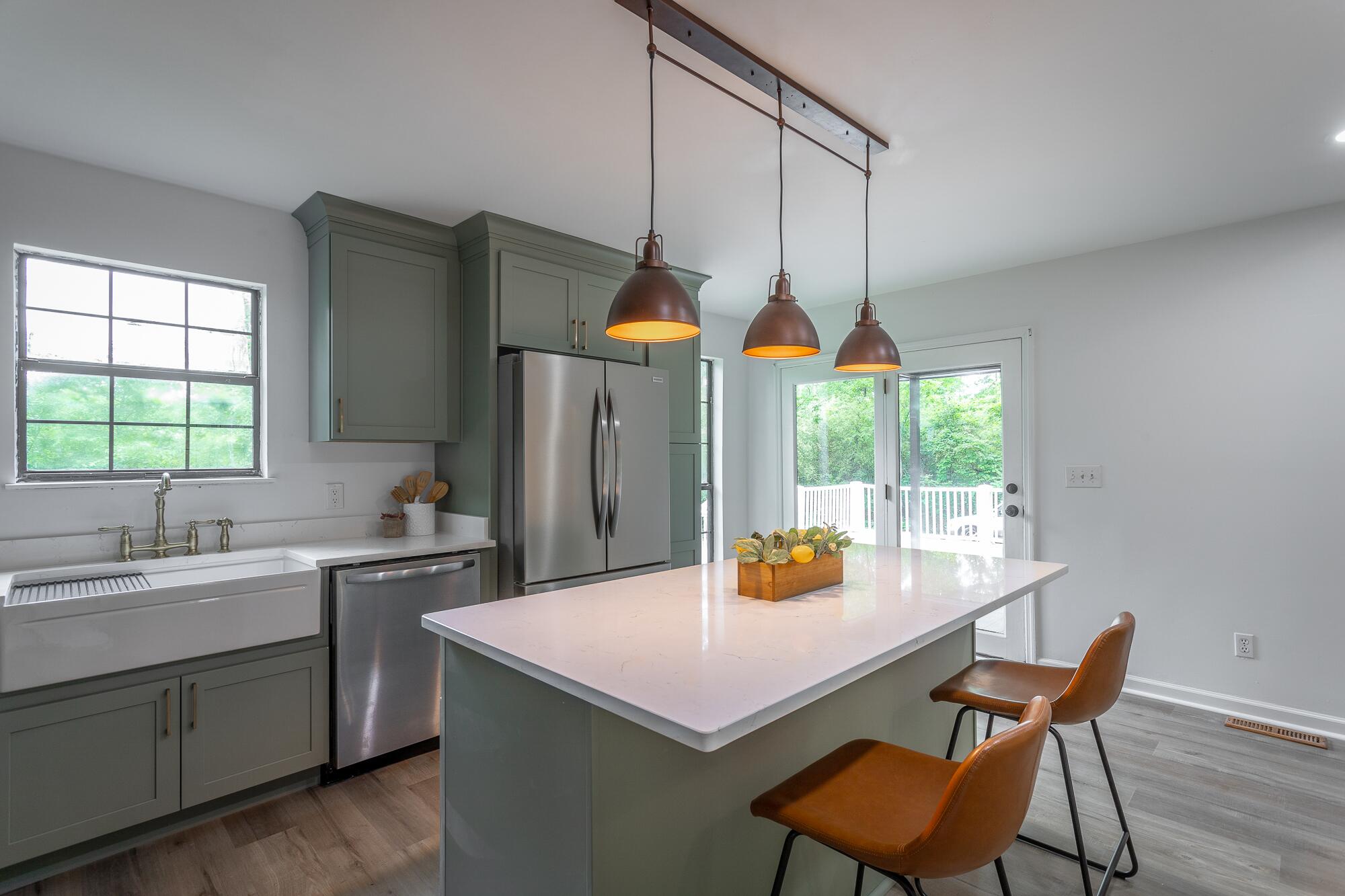 141 Larry Drive Ringgold, GA 30736 - Photo 9 of 28 Kitchen