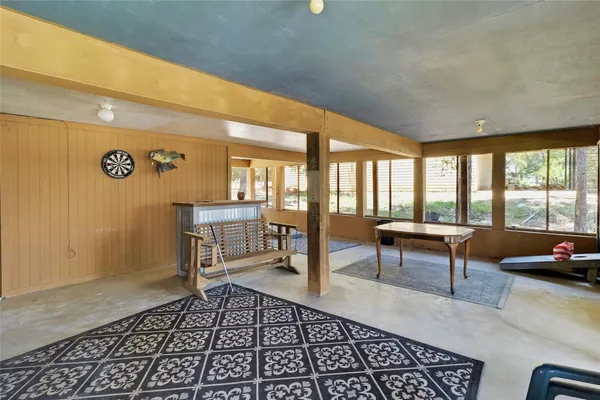 $325,000 | 311 Harbor Drive, Onalaska, TX 77360