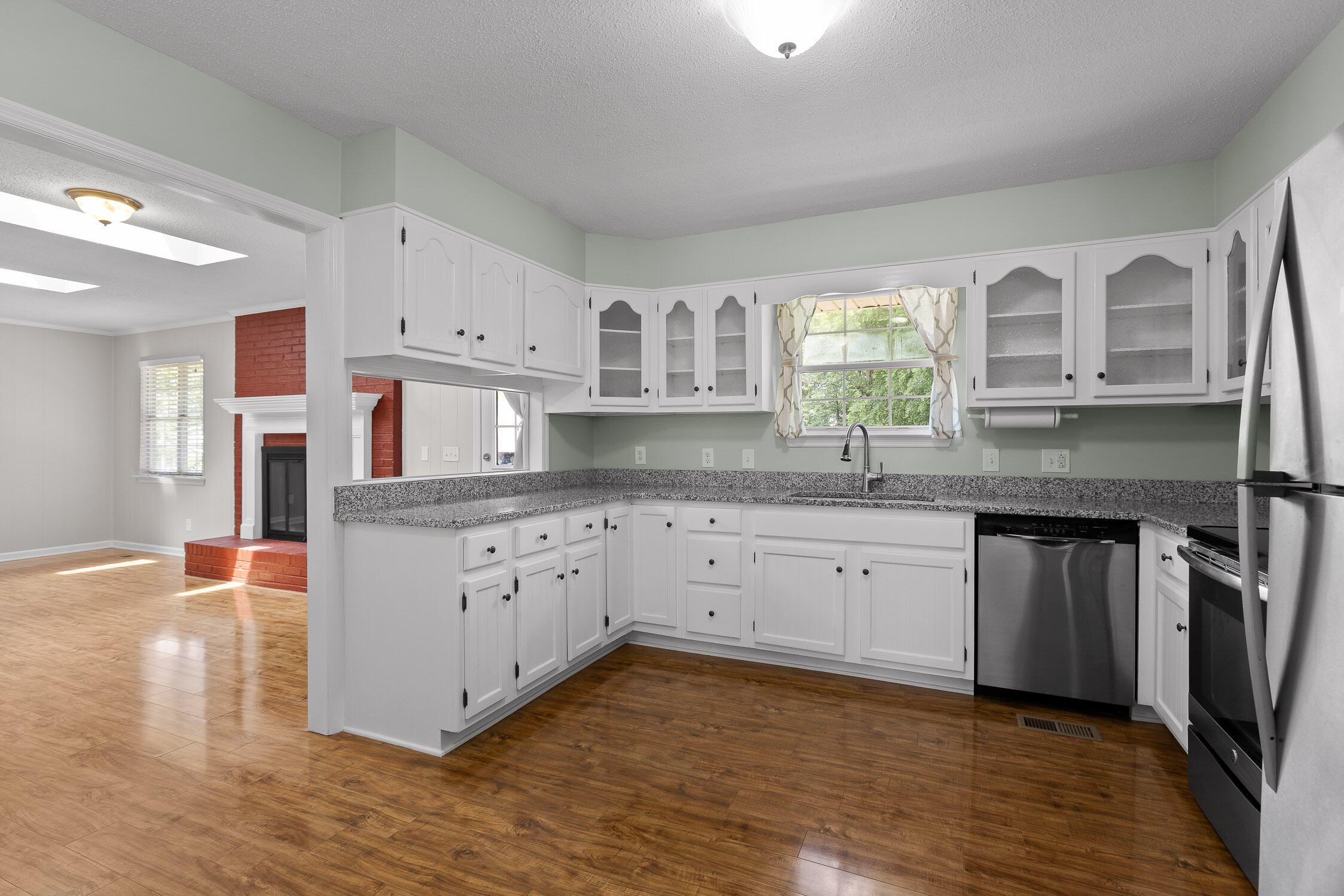 1003 Stone Crest Circle Chattanooga, TN 37421 - Photo 10 of 40 22-Stone Crest-22