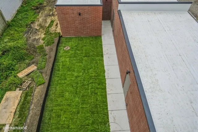 a front view of a house with garage