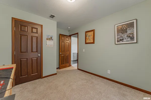 $279,000 | 31651 West Avenue, Middletown, IL 62666