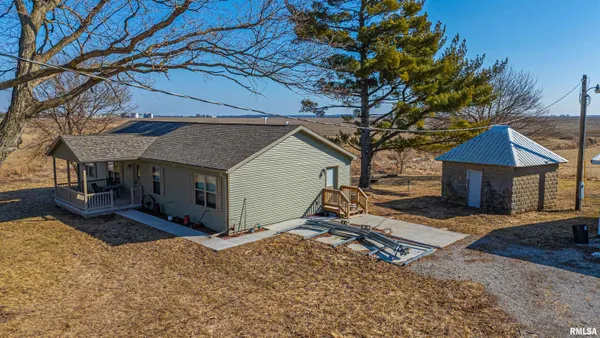 $279,000 | 31651 West Avenue, Middletown, IL 62666