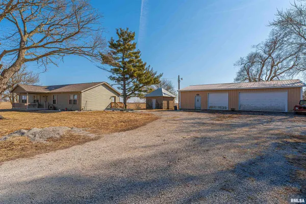 $279,000 | 31651 West Avenue, Middletown, IL 62666