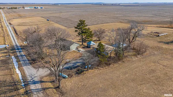 $279,000 | 31651 West Avenue, Middletown, IL 62666