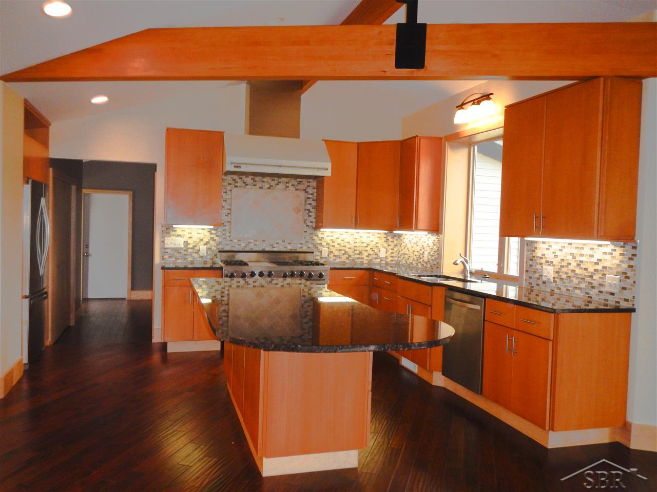 11210 Dice Road Freeland, MI 48623 - Photo 11 of 45 Kitchen