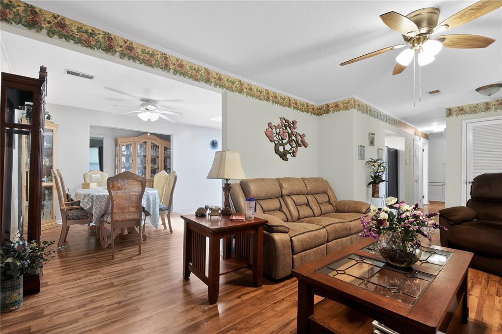 1803 Southeast 3rd Avenue Ocala, FL 34471 - Photo 11 of 29 a living room with furniture