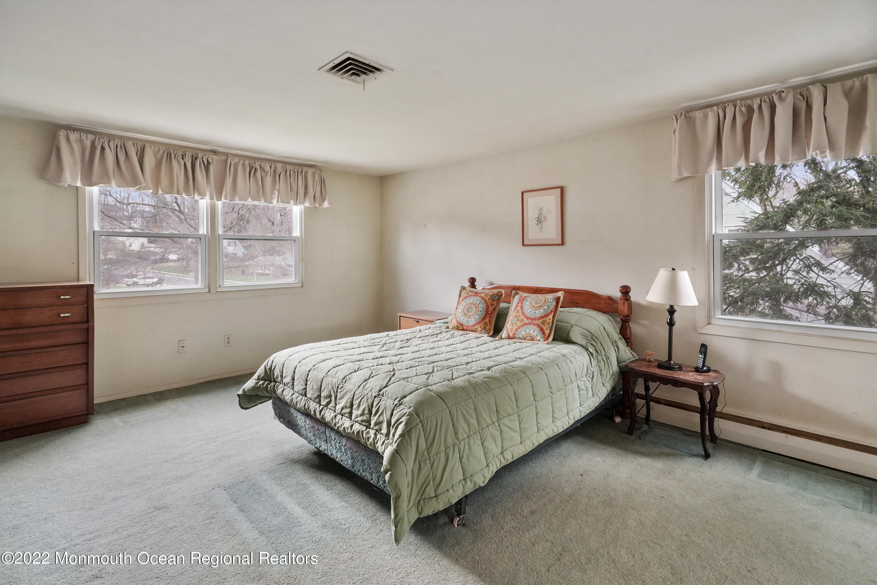 120 Idlebrook Lane Aberdeen, NJ 07747 - Photo 18 of 34 D8DA55EC-900C-48FE-8084-B8F79FE72225