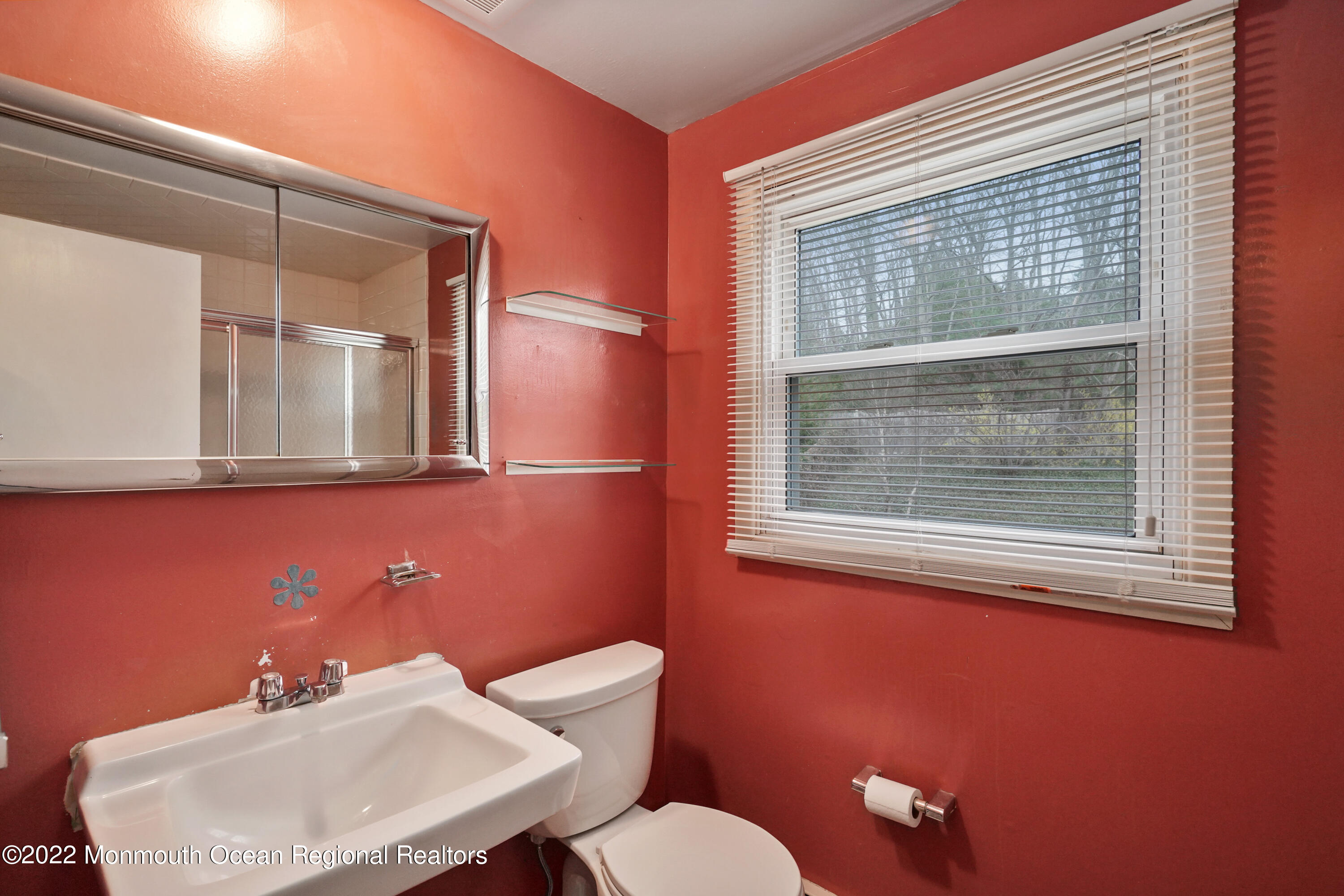 120 Idlebrook Lane Aberdeen, NJ 07747 - Photo 23 of 34 4957B59C-067E-426A-9737-965D99199919