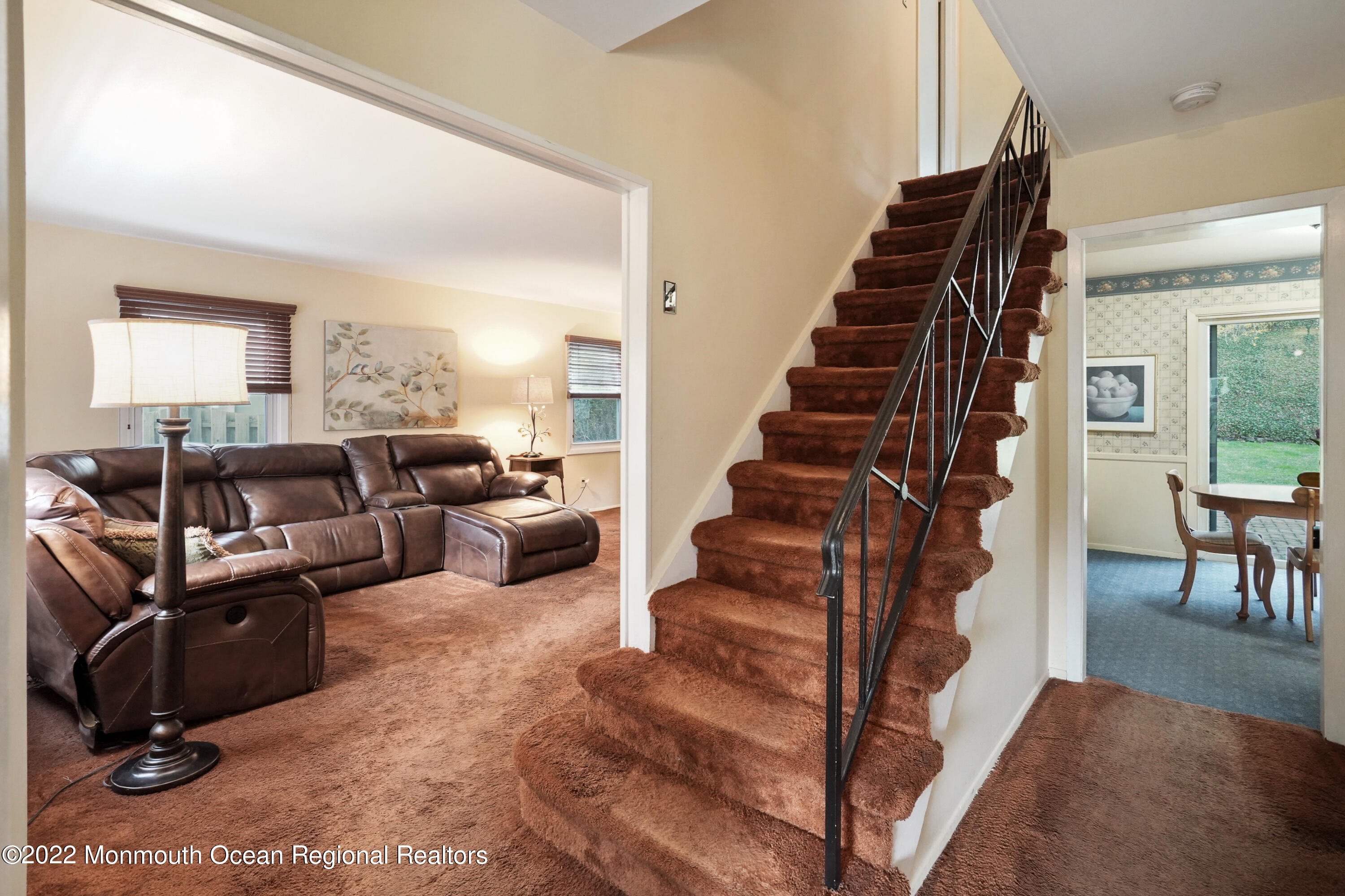 120 Idlebrook Lane Aberdeen, NJ 07747 - Photo 8 of 34 91885F7C-E244-4EA9-B76B-BF0846953E1A