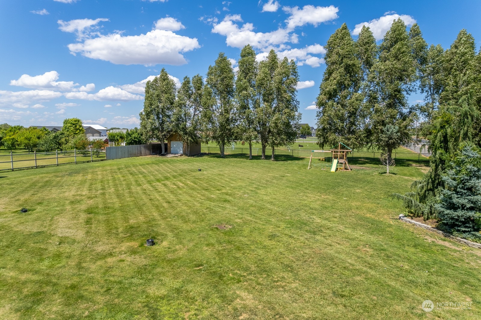 7980 Grove Road Northeast Moses Lake, WA 98837 - Photo 15 of 40 Gallery Image 15