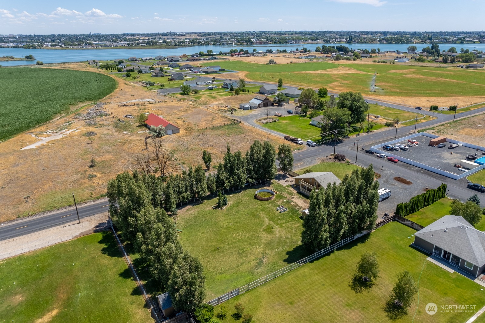 7980 Grove Road Northeast Moses Lake, WA 98837 - Photo 18 of 40 Gallery Image 18