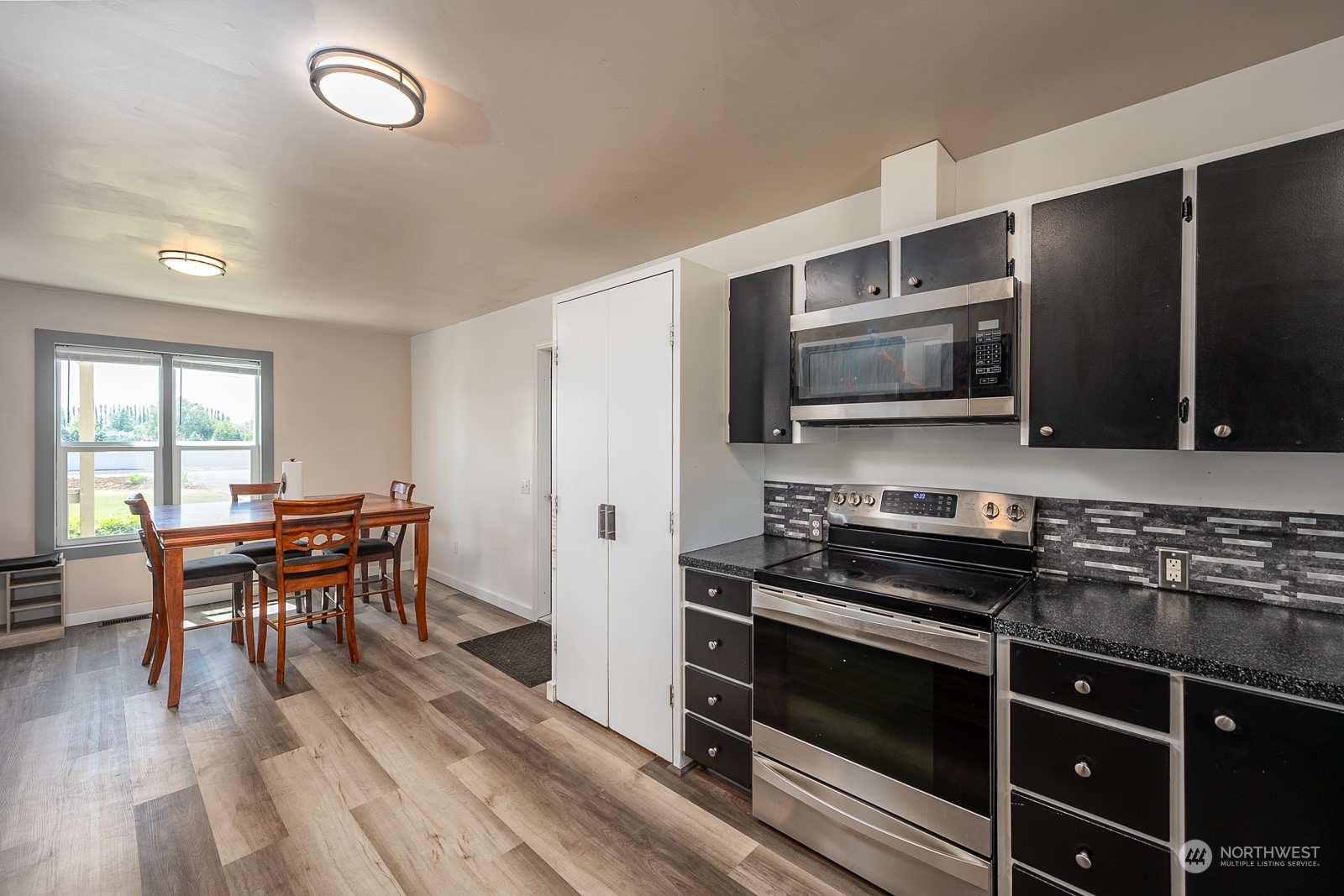 7980 Grove Road Northeast Moses Lake, WA 98837 - Photo 24 of 40 Gallery Image 24