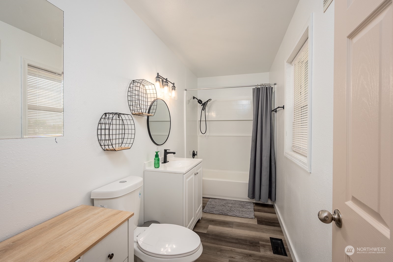 7980 Grove Road Northeast Moses Lake, WA 98837 - Photo 32 of 40 Gallery Image 32