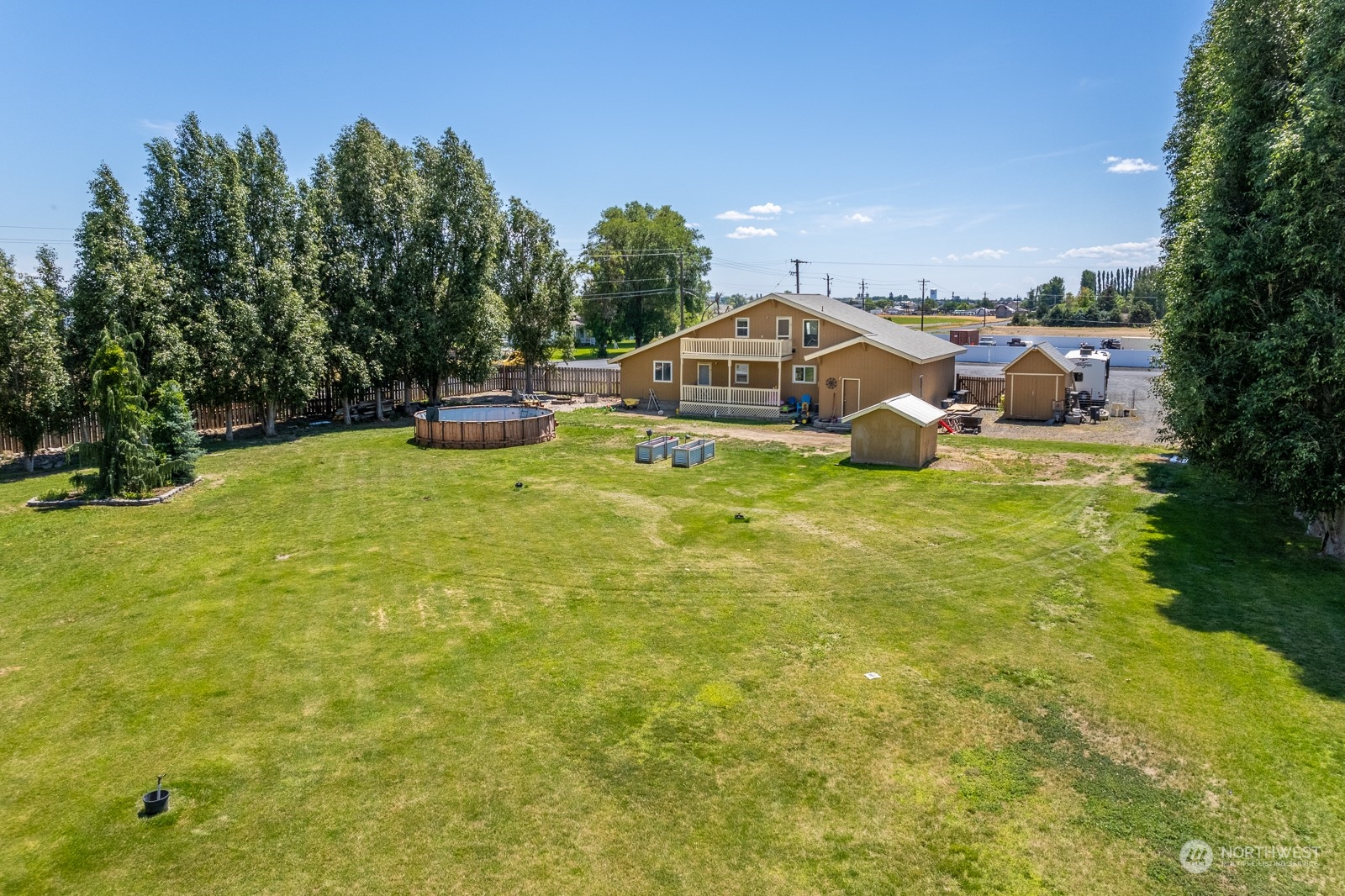 7980 Grove Road Northeast Moses Lake, WA 98837 - Photo 10 of 40 Gallery Image 10