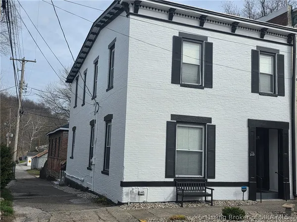 $319,900 | 213 East 4th Street, Madison, IN 47250