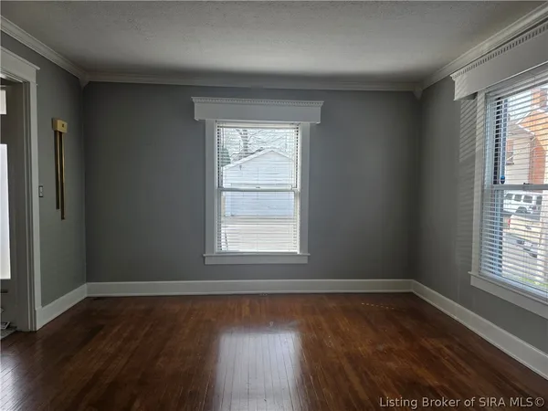 $319,900 | 213 East 4th Street, Madison, IN 47250