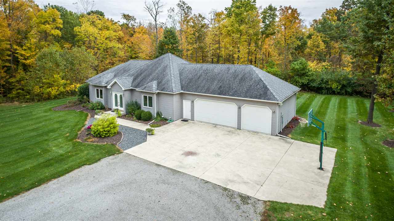 4010 Horman Road Fort Wayne, IN 46816 - Photo 1 of 36