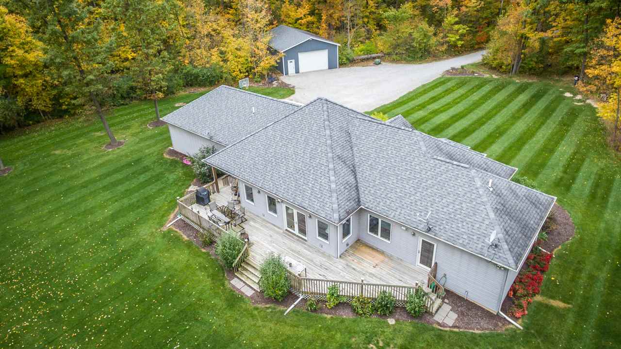 4010 Horman Road Fort Wayne, IN 46816 - Photo 4 of 36