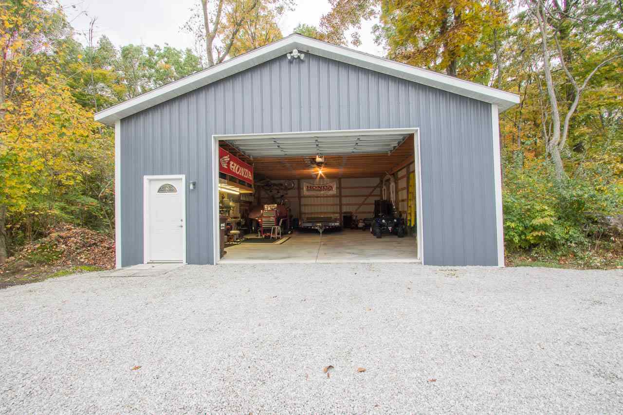 4010 Horman Road Fort Wayne, IN 46816 - Photo 9 of 36