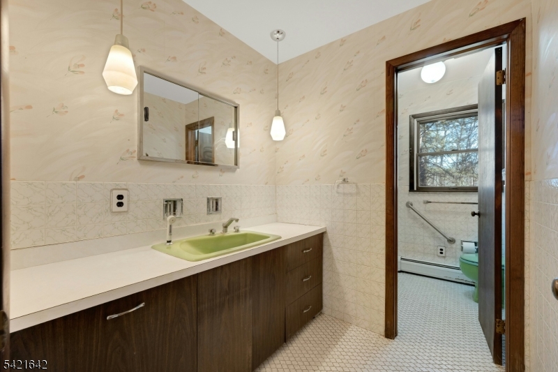 24 Deerhaven Lane Oak Ridge, NJ 07438 - Photo 20 of 31