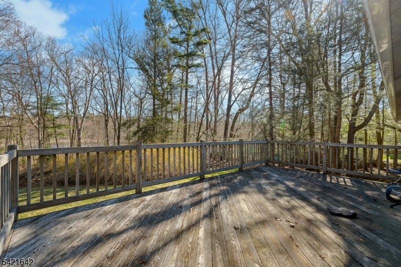24 Deerhaven Lane Oak Ridge, NJ 07438 - Photo 28 of 31
